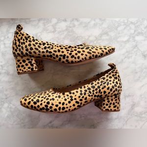 POPPY BARLEY nwob - cheetah print calf hair pumps. Sz 9